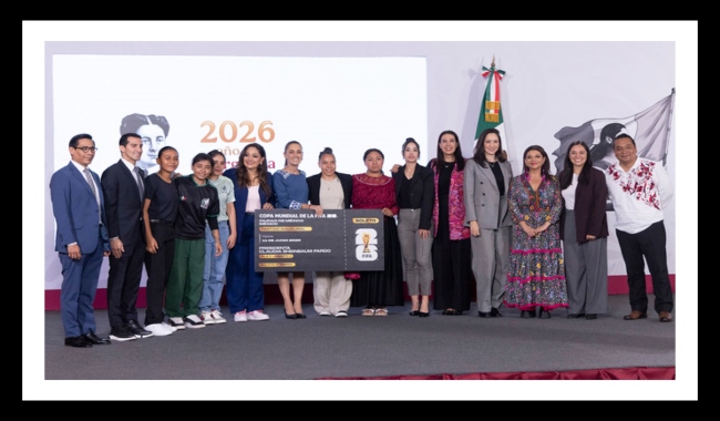 Presidenta Claudia Sheinbaum presenta a las cuatro ganadoras del concurso Representa a México en la Inauguración del Mundial