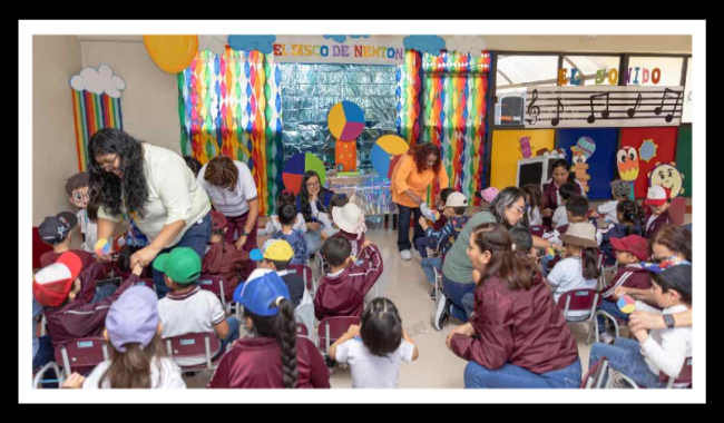Inauguran mini Laboratorio de Física para niñas y niños