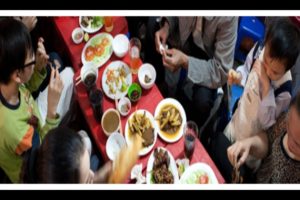 Los alimentos insalubres provocan 866 millones de casos de enfermedad y 1,5 millones de muertes anuales, y los niños pequeños son quienes mayores riesgos corren